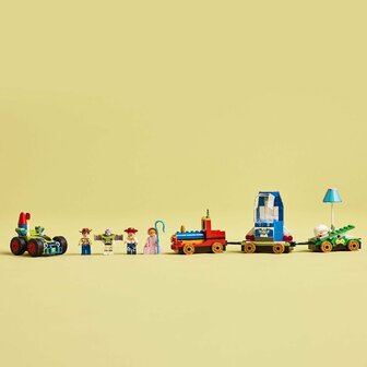 Lego Disney 43264 Pixar Toy Story Feesttrein en RC Auto