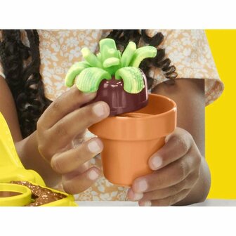 Play-Doh Blooming Flowers