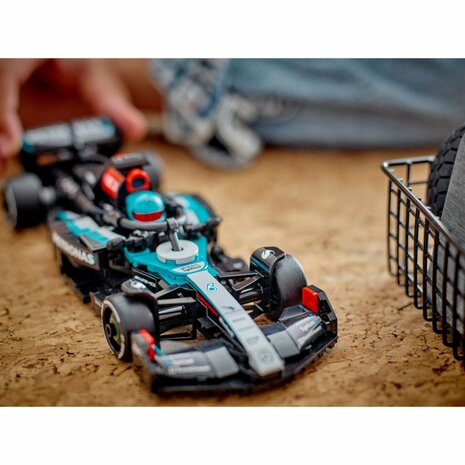 Lego Speed Champions 77244 Mercedes-AMG F1 W15 Racewagen