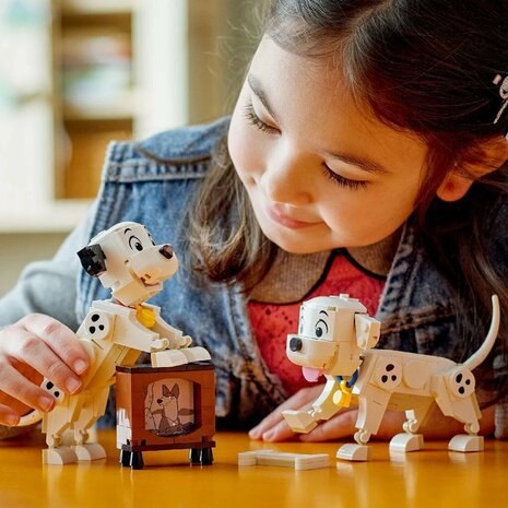 Lego Disney 43271 Classic Lucky en Penny Uit 101 Dalmatiërs